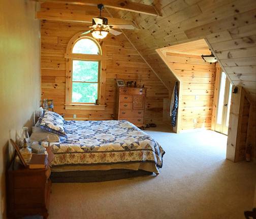 original-log-cabins-canyon-falls-bedroom_701_2019-12-06_16-02
