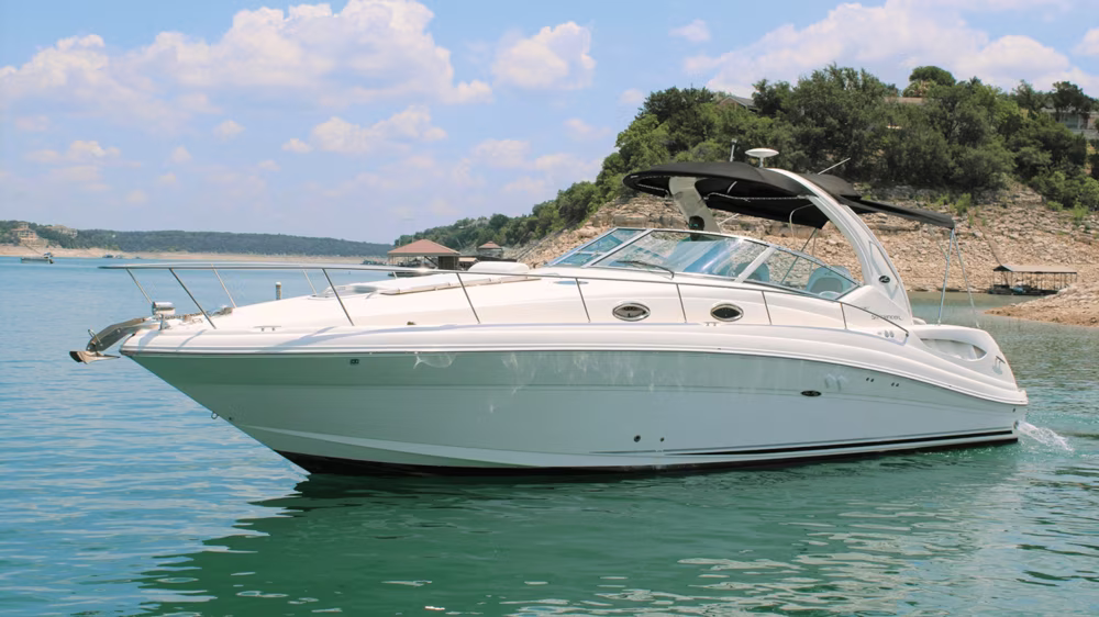 Cuddy-cabin---credit--Yacht-World_11868_2023-11-27_14-56