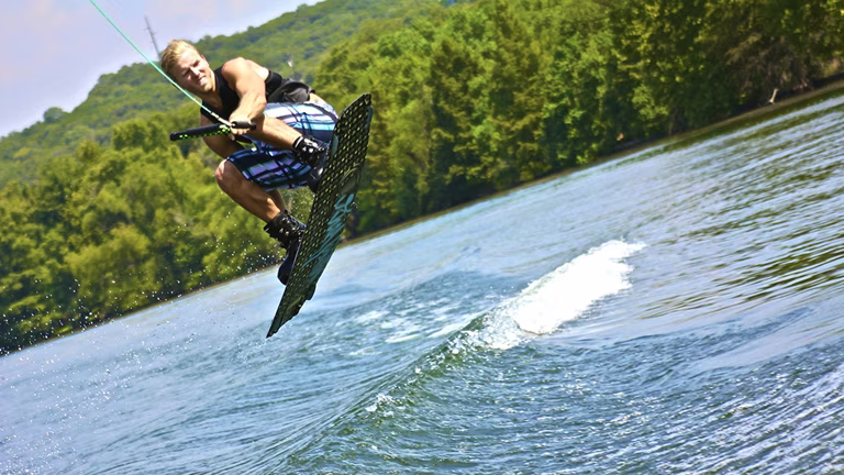 Wakeboard 264907 1920 2018 06 27 16 18